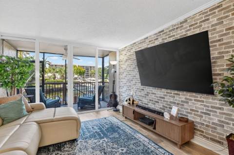 3 Royal Palm Way #102, Boca Raton FL - photo 15 of 47