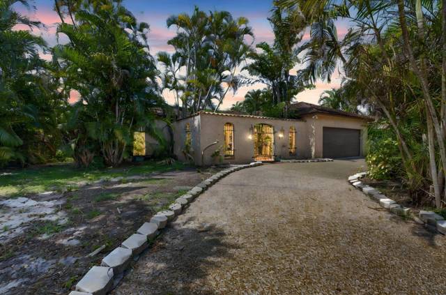 5688 WIND DRIFT Lane