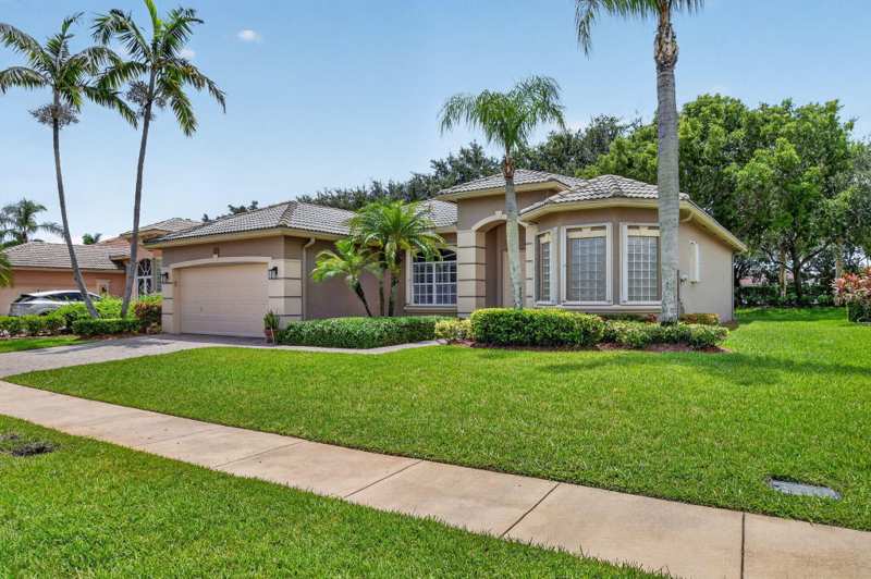 3 bedroom Single Family Residence at 9574 Lantern Bay Circle, Baywinds Rpd 2, West Palm Beach — photo 1