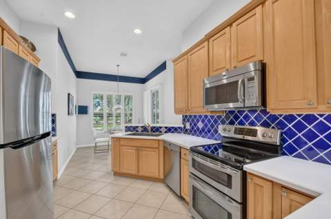 9574 Lantern Bay Circle, West Palm Beach FL - photo 10 of 60