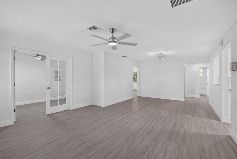 3 bedroom Single Family Residence at 2855 NW 8th Court, Washington Park Third Add, Fort Lauderdale — photo 2