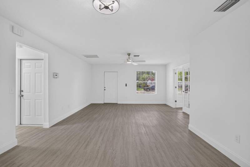 3 bedroom Single Family Residence at 2855 NW 8th Court, Washington Park Third Add, Fort Lauderdale — photo 4