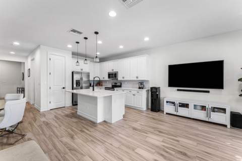 10175 Akenside Drive, Boca Raton FL - photo 6 of 38