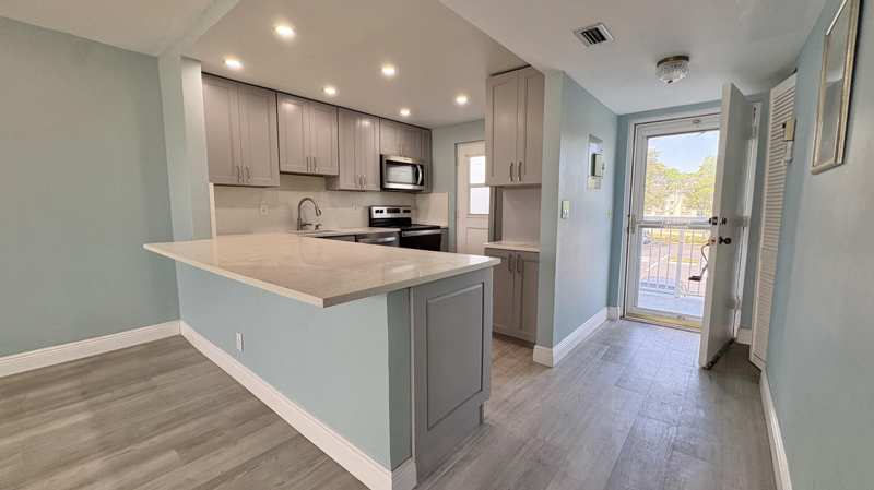 2 bedroom Condominium at 5700 NW 2nd Avenue #202, Boca Teeca Condominium Unit Three S1/2 Of Lt 3 All, Boca Raton — photo 1