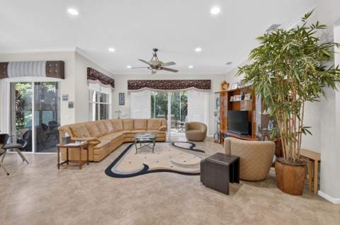 13064 Aliso Beach Drive, Delray Beach FL - photo 7 of 57