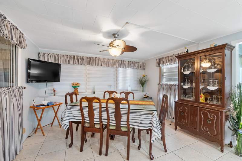 2 bedroom Manufactured Home at 8670 SW 18th Place, Park City Sec Two, Davie — photo 5