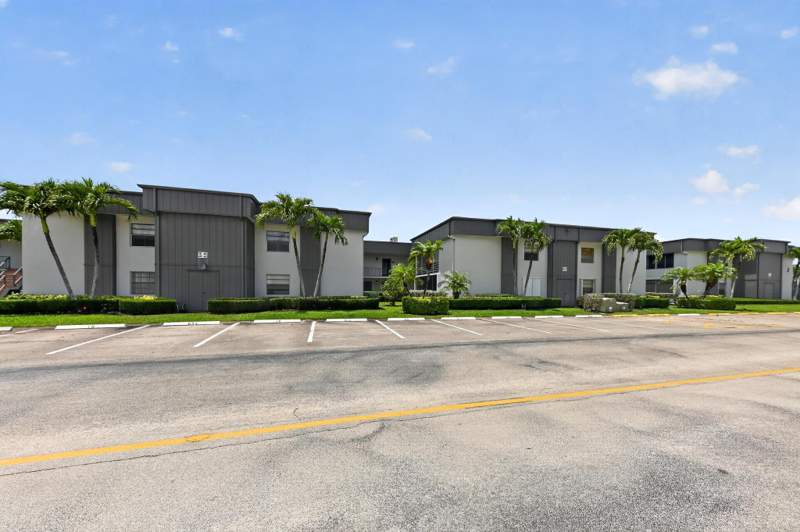 2 bedroom Condominium at 464 Piedmont J, Kings Point Piedmont Condos, Delray Beach — photo 4