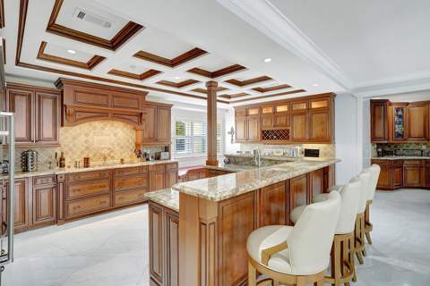 7903 Ironhorse Boulevard, West Palm Beach FL - photo 15 of 69