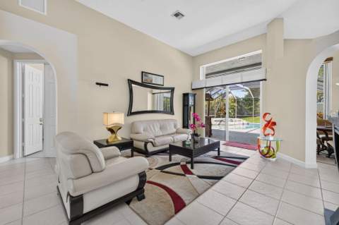755 SW River Bend Circle, Stuart FL - photo 10 of 83