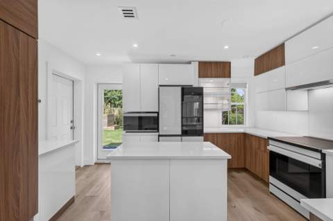 1309 N Palmway, Lake Worth Beach FL - photo 16 of 56