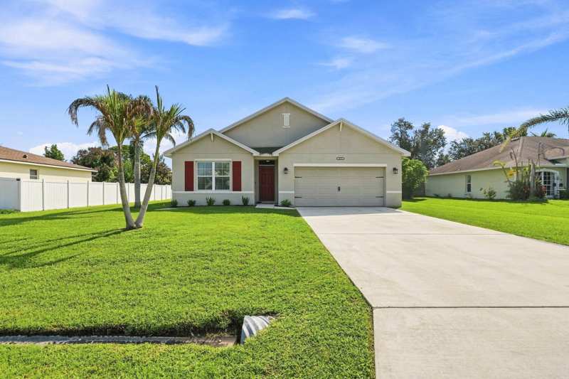 4 bedroom Single Family Residence at 1617 SE Shepard Lane, Port St Lucie Section 13, Port St. Lucie — photo 1