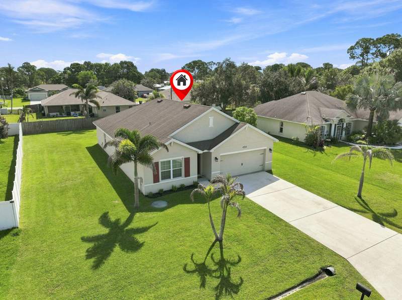 4 bedroom Single Family Residence at 1617 SE Shepard Lane, Port St Lucie Section 13, Port St. Lucie — photo 2