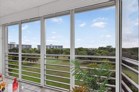 575 Oaks Lane #709, Pompano Beach FL - photo 17 of 41