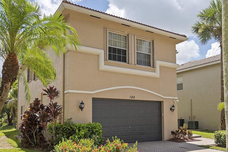 5 bedroom Single Family Residence at 120 NW 117th Terrace, Saraceno , Plantation — photo 5