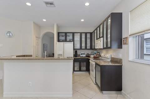 120 NW 117th Terrace, Plantation FL - photo 17 of 61