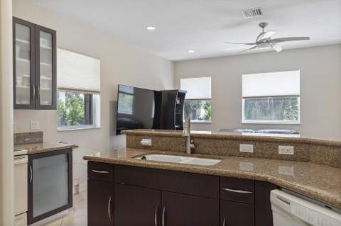 120 NW 117th Terrace, Plantation FL - photo 19 of 61