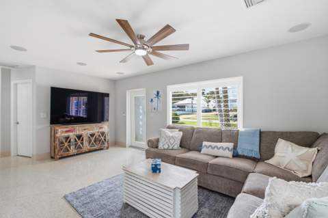 1719 SW Dyer Point Road, Palm City FL - photo 9 of 44