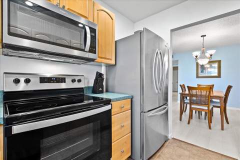 220 Country Lane #B, Boynton Beach FL - photo 10 of 26