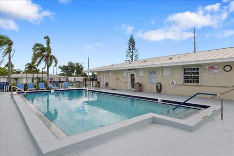 220 Country Lane #B, Boynton Beach FL - photo 23 of 26