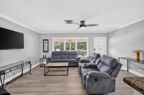 1858 NE 34th Street, Oakland Park FL - photo 8 of 68