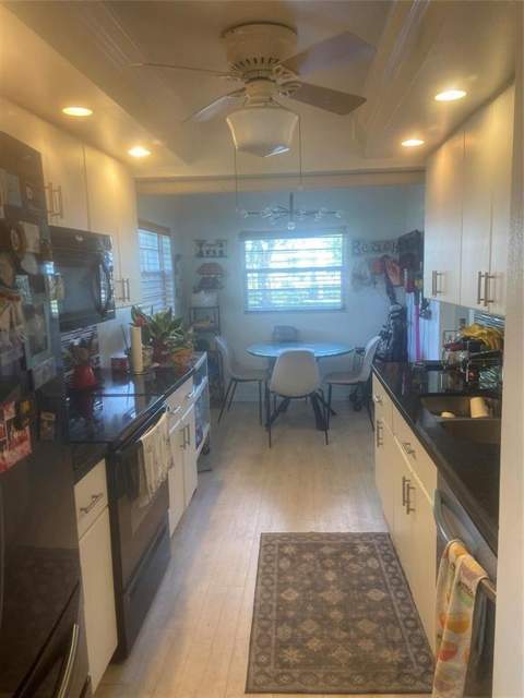 800 SW 125th Way #112O, Pembroke Pines FL - photo 6 of 10