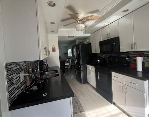 800 SW 125th Way #112O, Pembroke Pines FL - photo 7 of 10