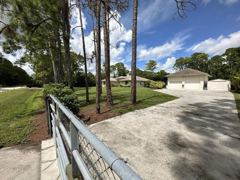 3 bedroom Single Family Residence at 16193 72nd Road, Loxahatchee, Loxahatchee — photo 5