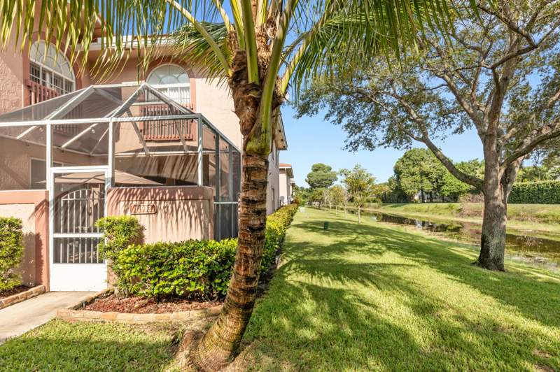 3 bedroom Townhouse at 11912 Royal Palm Boulevard, Coral Springs Country Club, Coral Springs — photo 5