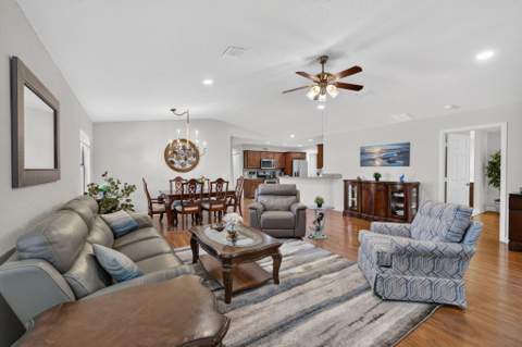 79 Flores Del Norte, Fort Pierce FL - photo 10 of 29