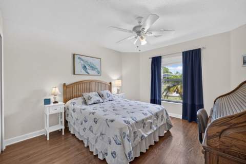 79 Flores Del Norte, Fort Pierce FL - photo 17 of 29