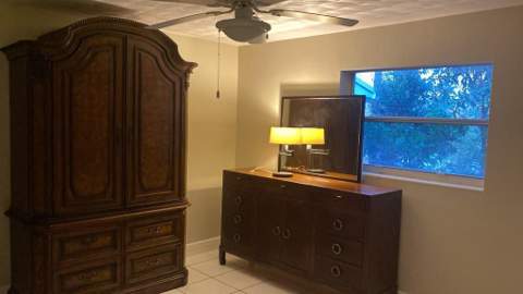 1630 NE 34th Street, Pompano Beach FL - photo 8 of 9