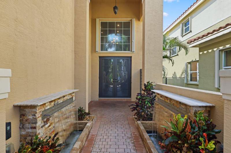 5 bedroom Single Family Residence at 8160 Cantabria Falls Drive, Trails At Canyon, Boynton Beach — photo 3