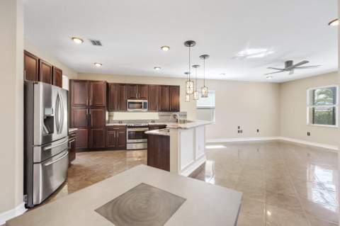 8160 Cantabria Falls Drive, Boynton Beach FL - photo 21 of 82