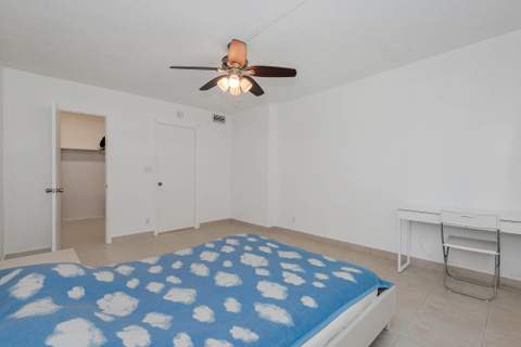 1000 NE 12th Avenue #104, Hallandale Beach FL - photo 17 of 25