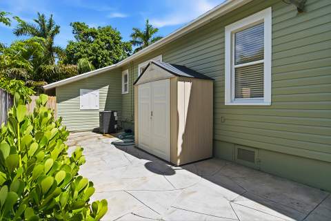 1424 S Palmway, Lake Worth Beach FL - photo 23 of 51