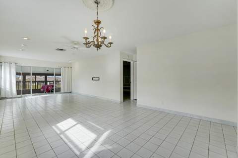 13679 Date Palm Court #B, Delray Beach FL - photo 18 of 46