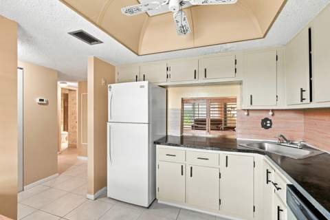 9200 SW 3rd Street #111, Boca Raton FL - photo 10 of 24