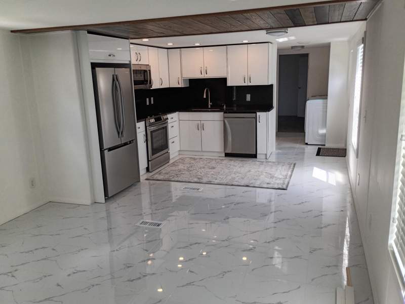 2 bedroom Manufactured Home at 8517 SW 17th Court, Park City Sec One, Davie — photo 3