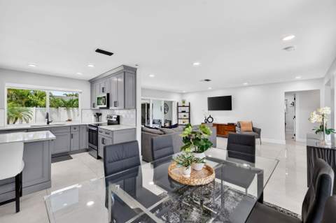 6351 NE 22nd Avenue, Fort Lauderdale FL - photo 16 of 63