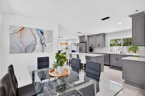 6351 NE 22nd Avenue, Fort Lauderdale FL - photo 17 of 63
