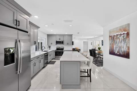6351 NE 22nd Avenue, Fort Lauderdale FL - photo 21 of 63