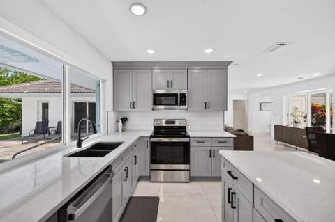 6351 NE 22nd Avenue, Fort Lauderdale FL - photo 24 of 63