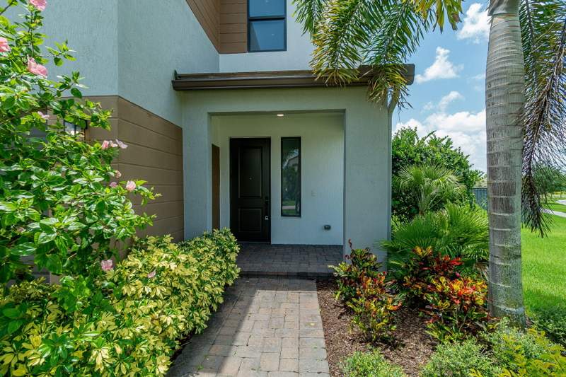 4 bedroom Single Family Residence at 5447 Starfish Road, Sky Cove Phase 1 A, Westlake — photo 2