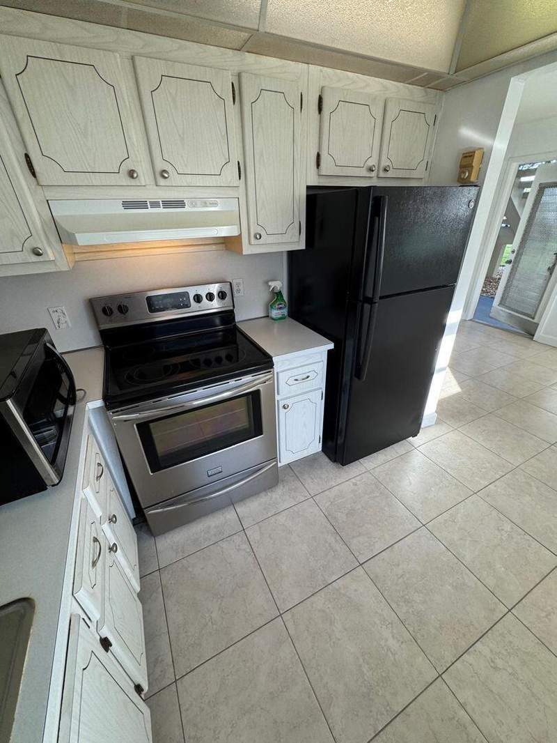 2 bedroom Condominium at 201 Brittany, Kings Point Brittany Condos, Delray Beach — photo 5