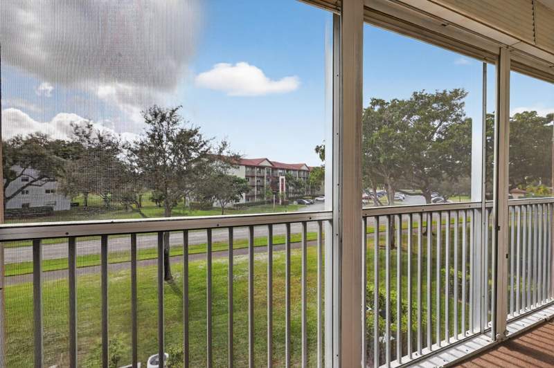 2 bedroom Condominium at 12750 SW 4th Court #307J, Buckingham At Century Village, Pembroke Pines — photo 3