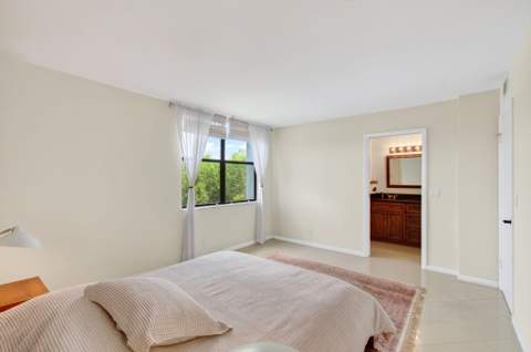 825 Egret Circle #504, Delray Beach FL - photo 14 of 35