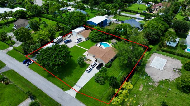 4 bedroom Single Family Residence at 8645 Pinto Drive, Palm Beach Ranchettes, Lake Worth — photo 2
