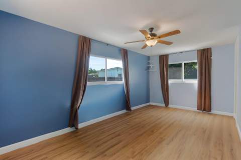 1446 W Drew Street, Lantana FL - photo 9 of 38