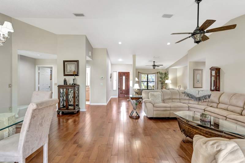3 bedroom Single Family Residence at 108 Lexington Drive, Saratoga At Royal Palm 1, Royal Palm Beach — photo 3