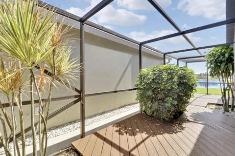 5481 Mirror Lakes Boulevard, Boynton Beach FL - photo 15 of 50